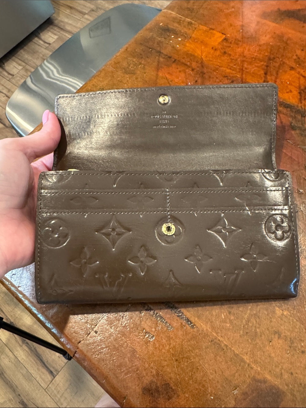 Louis Vuitton Brown Vernis Patent Leather Continental Wallet - Picture 9 of 12